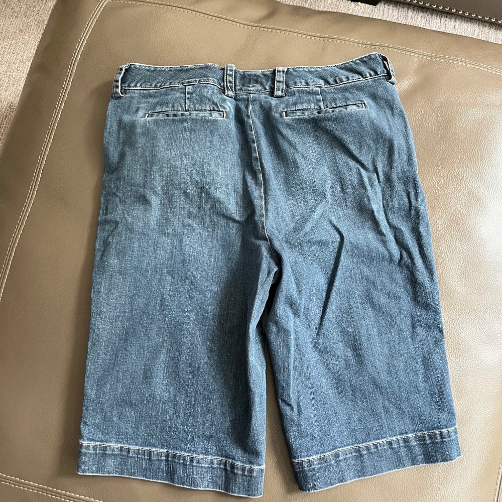 Talbots denim shorts - Picture 2 of 3
